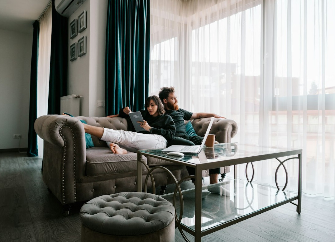 couple discussing mortgage options